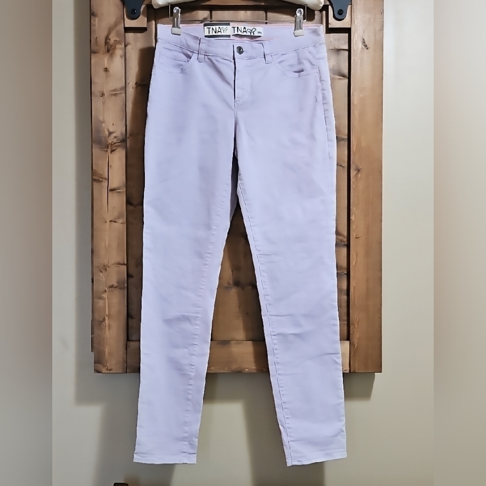 Aritzia TNA Skinny Fit Lilac Pants Size 8 NWT